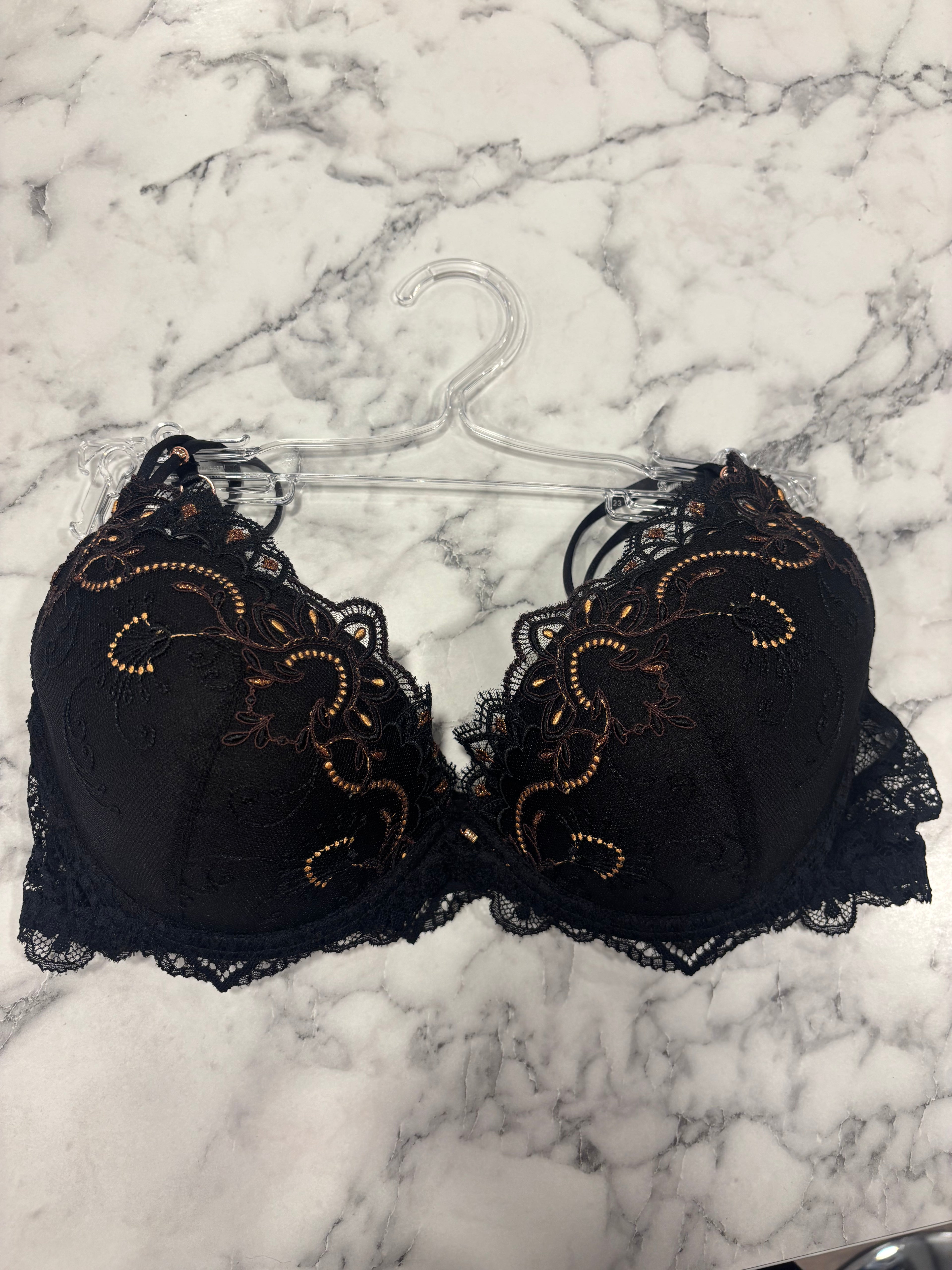 LISE CHARMEL fauve amour